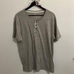 Old Navy • men’s henley